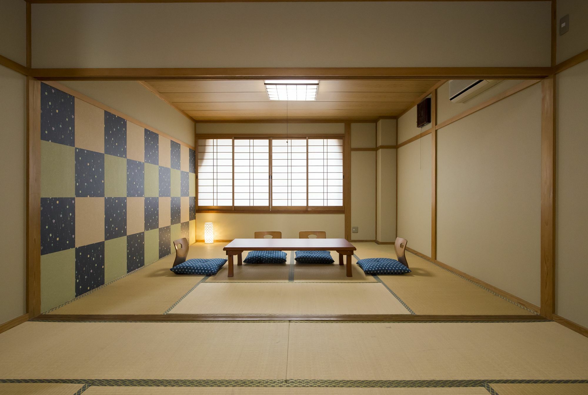 Green House Hiroshima Buitenkant foto